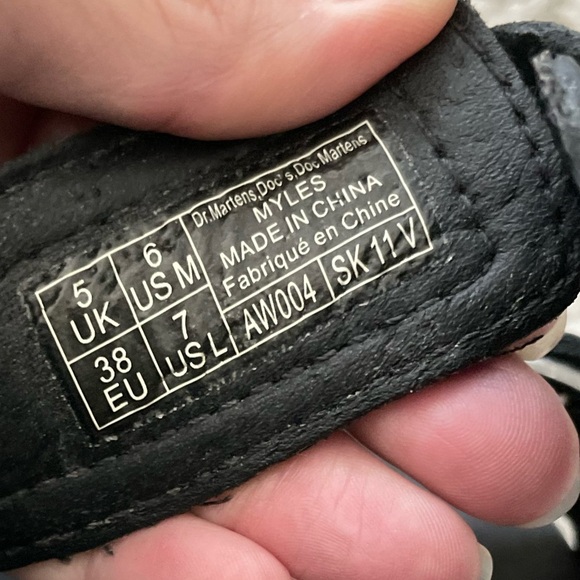 Dr. Doc Martens Myles Black Leather Platform‎ Sandals Womens Size 7 AW004 - Picture 8 of 8